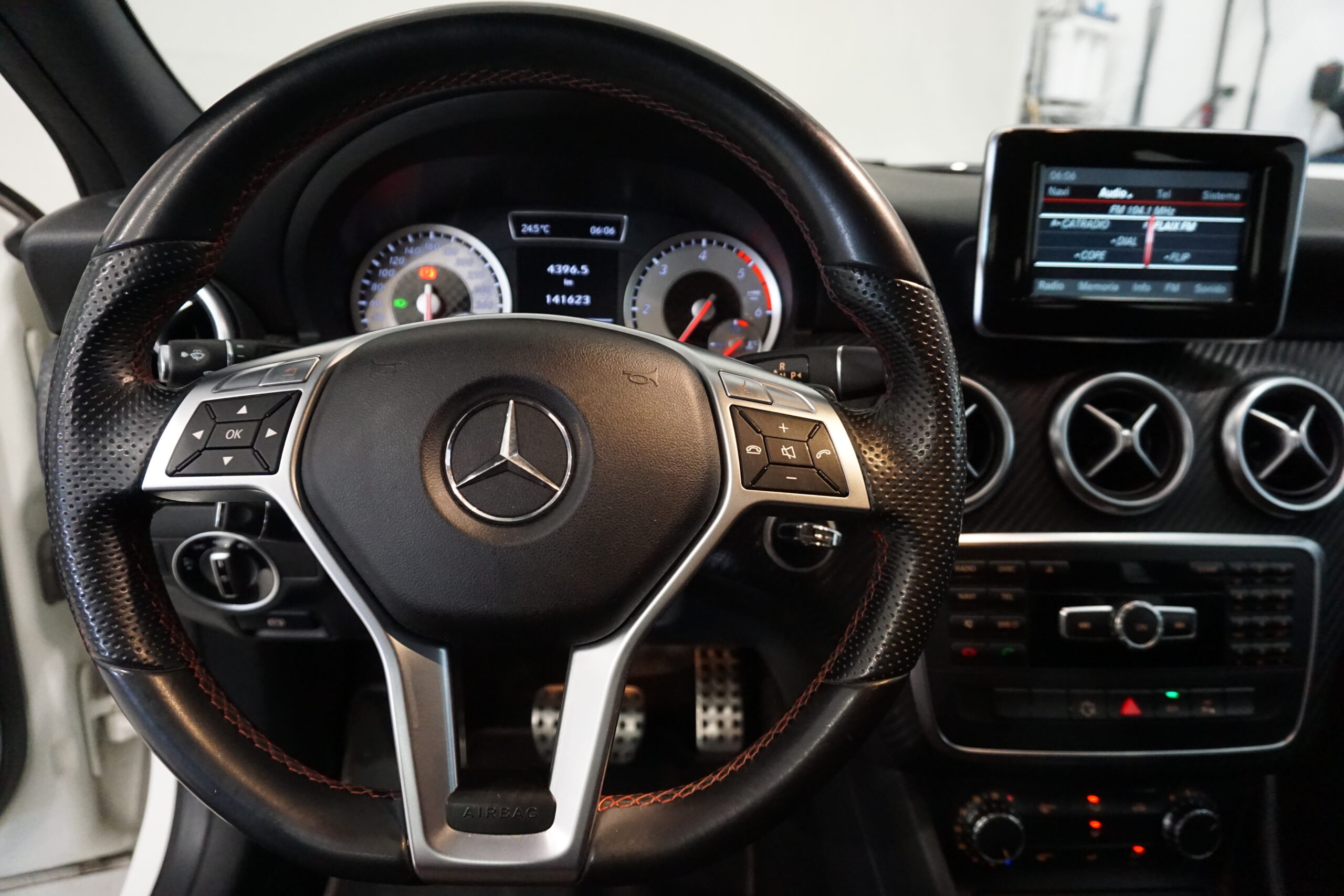 Mercedes-Benz A200d 2.2D 136CV AMG-Line