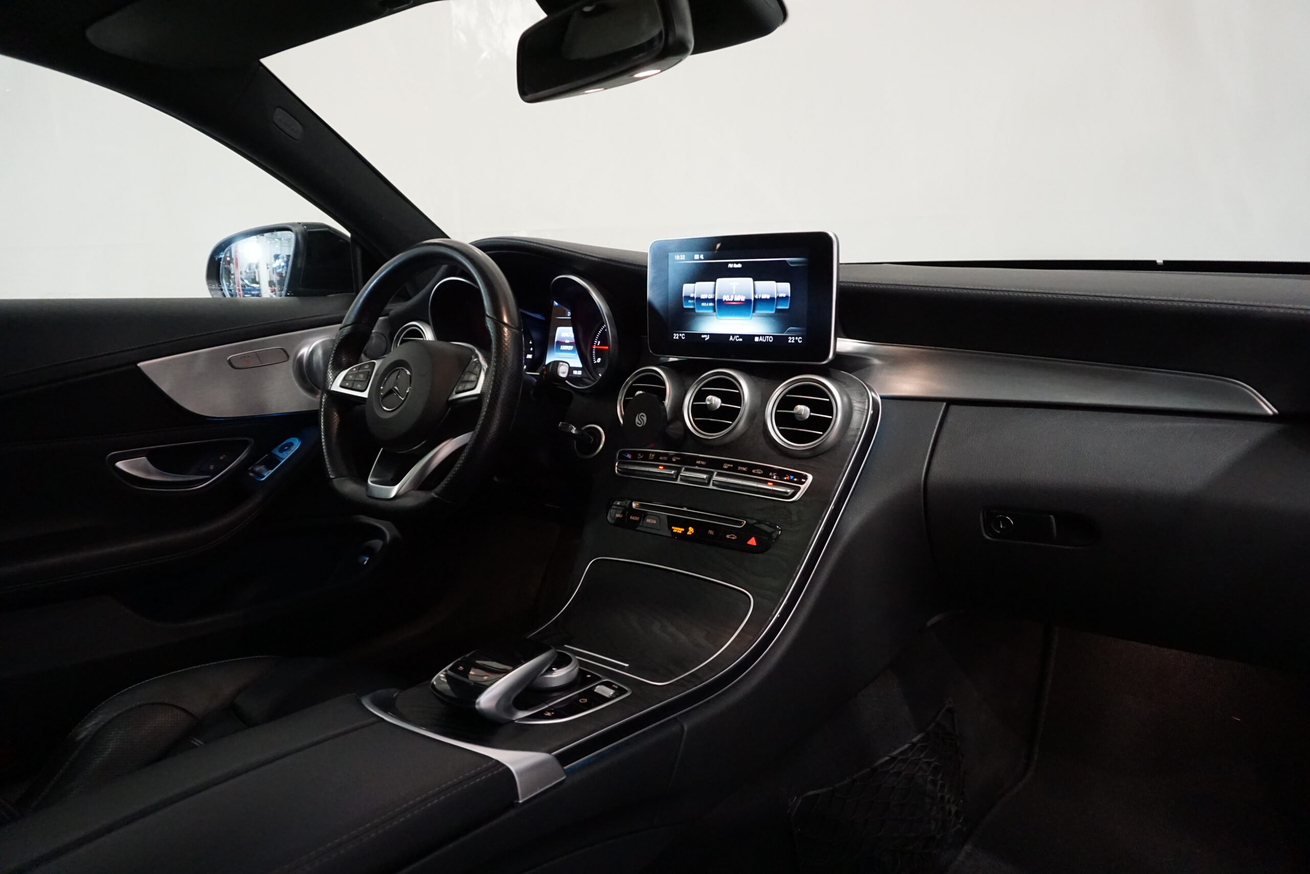 Mercedes-Benz C250d Coupe 4-Matic AMG-Line Airmatic