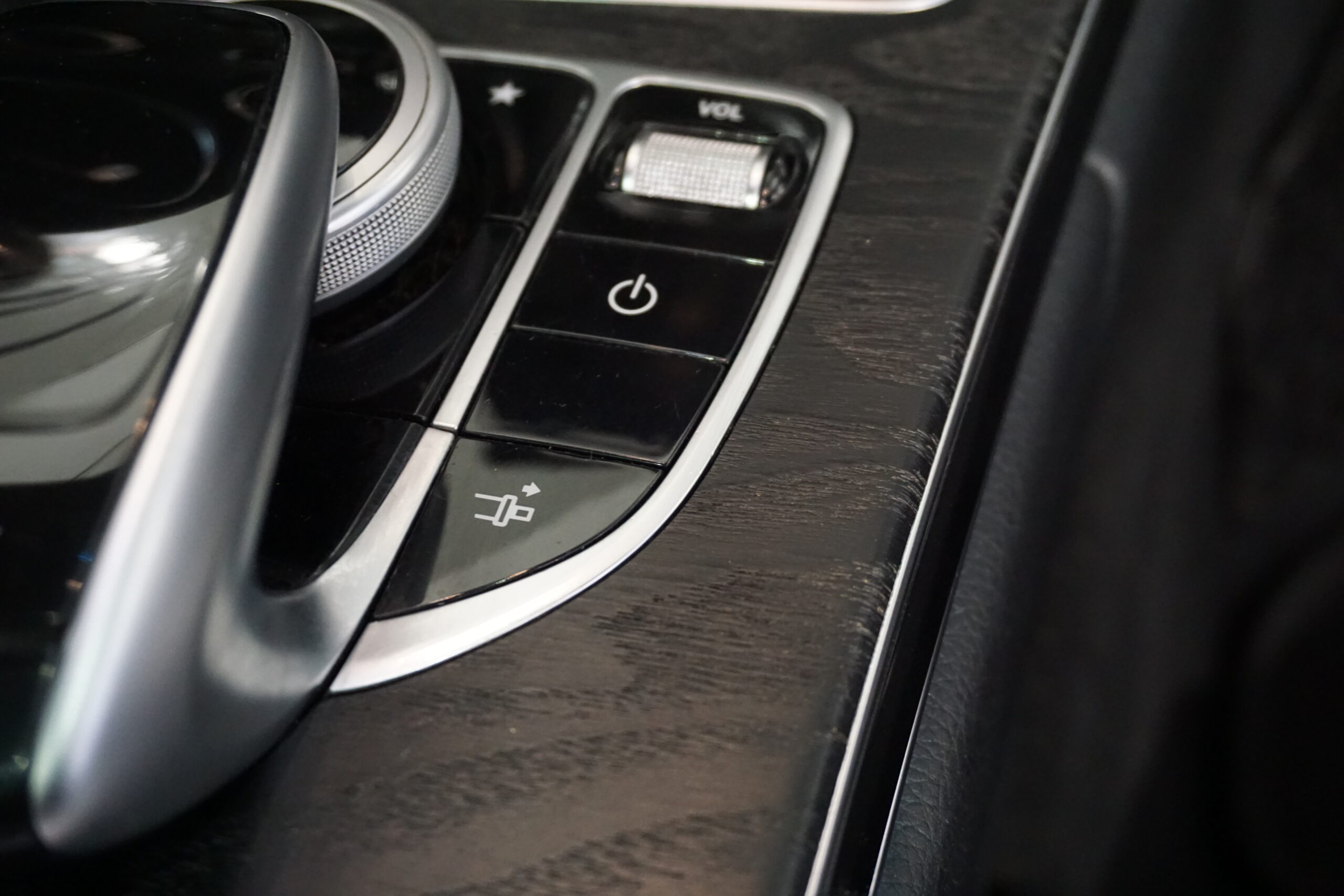Mercedes-Benz C250d Coupe 4-Matic AMG-Line Airmatic