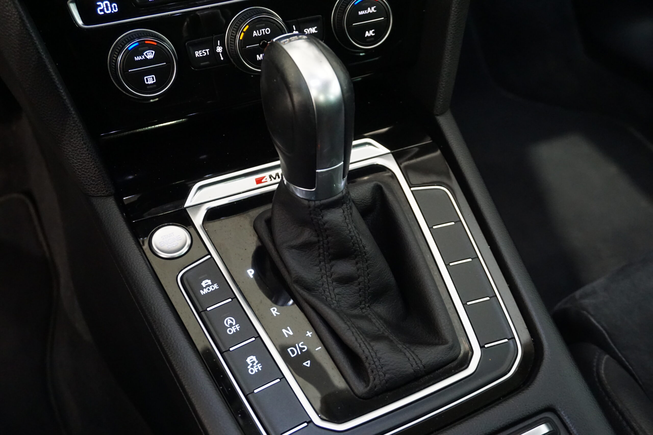 Volkswagen Passat Variant 2.0BiTDI 240CV Highline