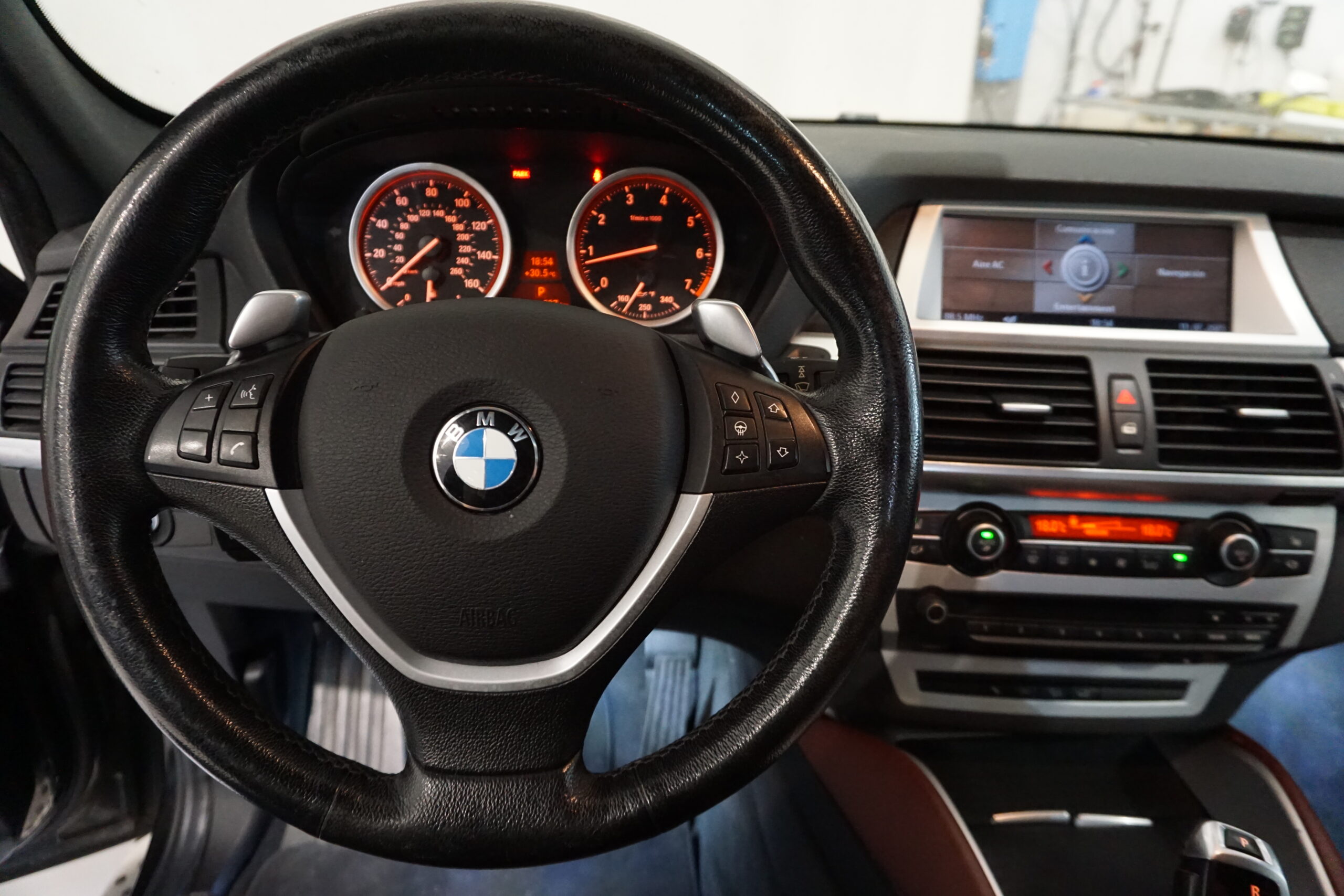 BMW X6 50i 4.4TT 408CV X-Drive