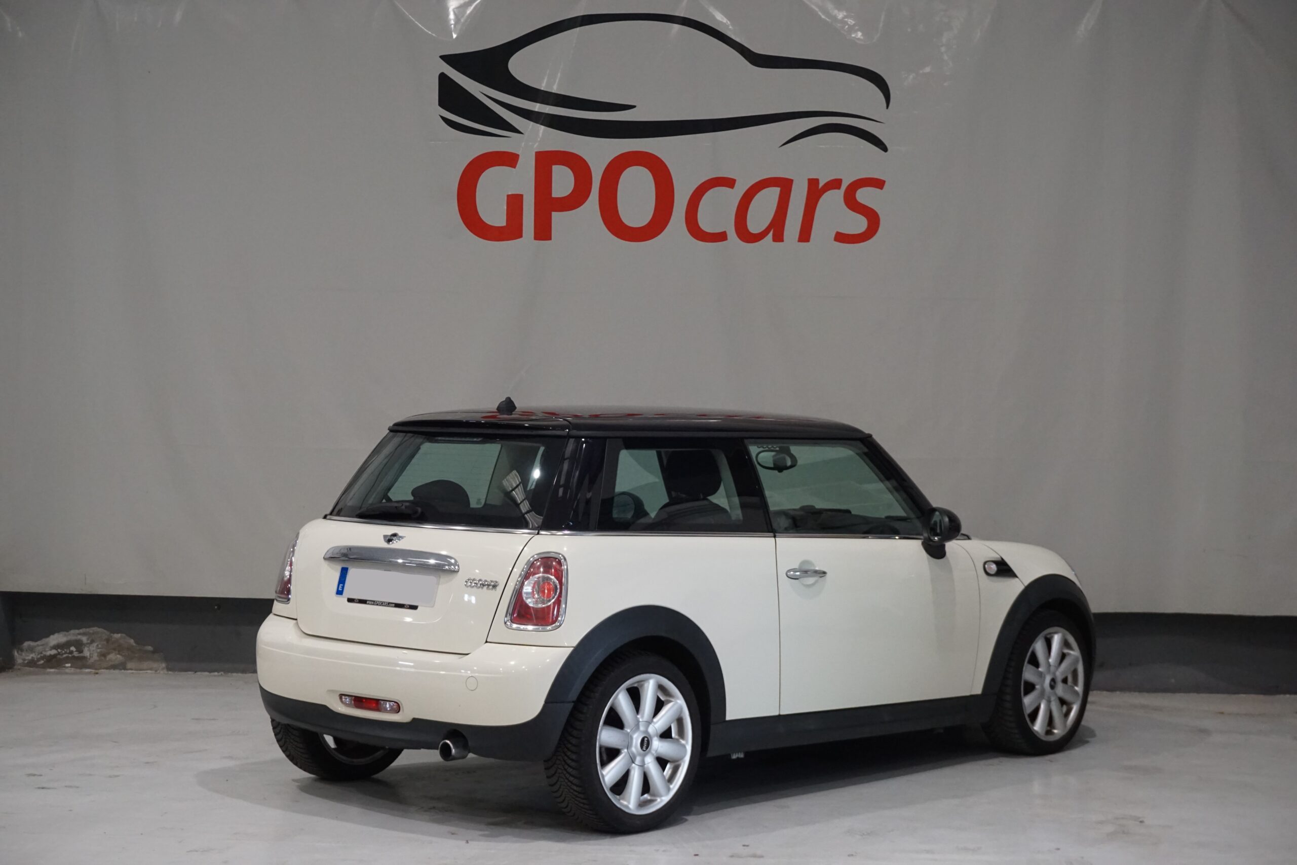 Mini Cooper 1.6i 122CV