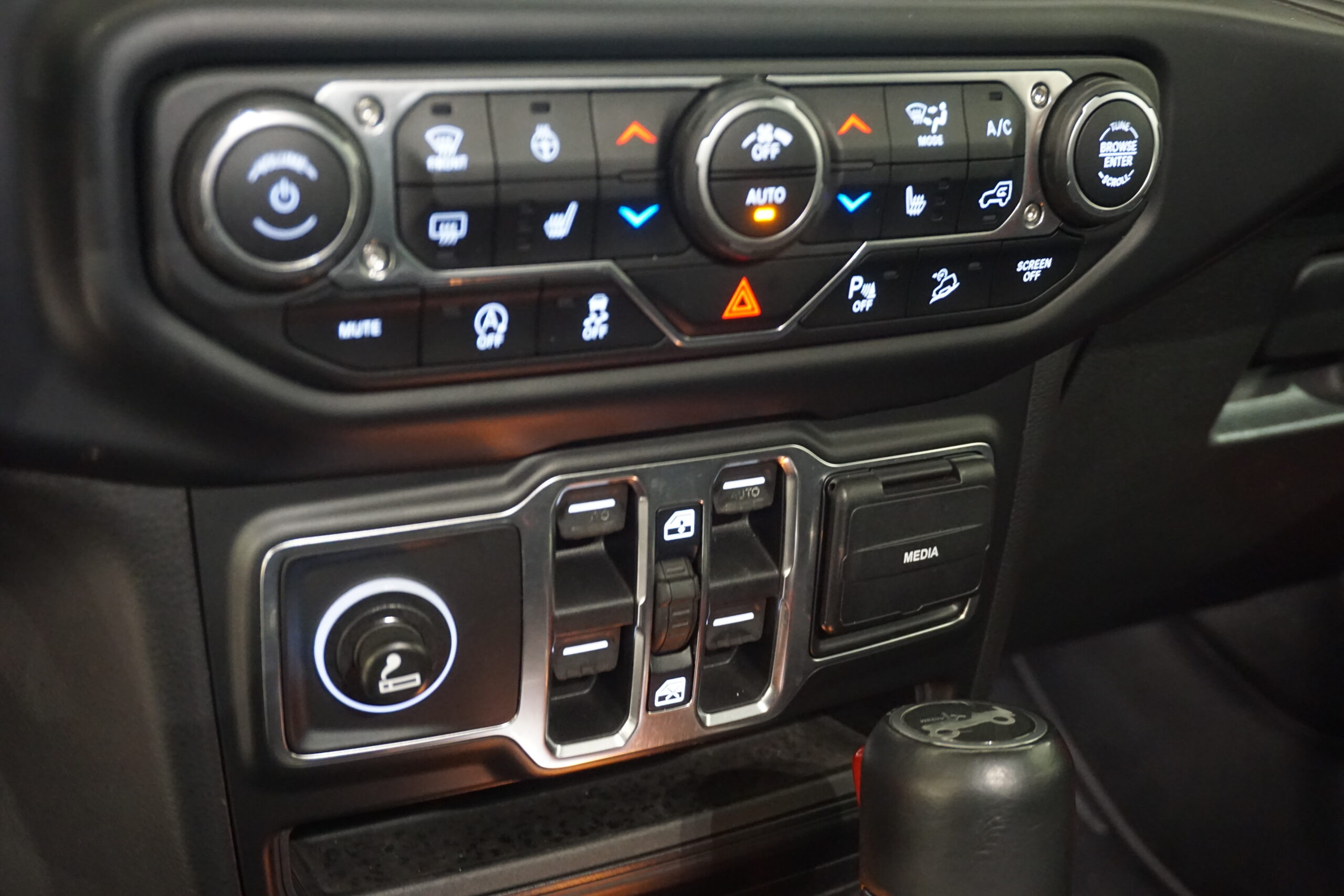 Jeep Wrangler Unlimited Sahara 2.0T-GDi 272CV 4×4